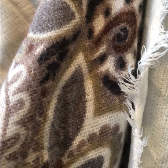 Scarf - Picture 2 of 2